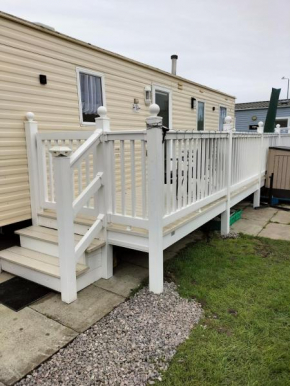 3 Bedroom Caravan, Edi Rita, Robin Hood, Pet Friendly